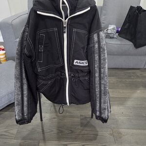 ASICS Black Jacket with Gray Washed Sleeves